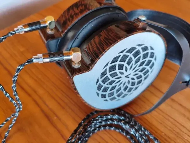 Verum 1 Carbon ? Fone Planar Magnético Audiophile + 2 Cabos e Adaptador