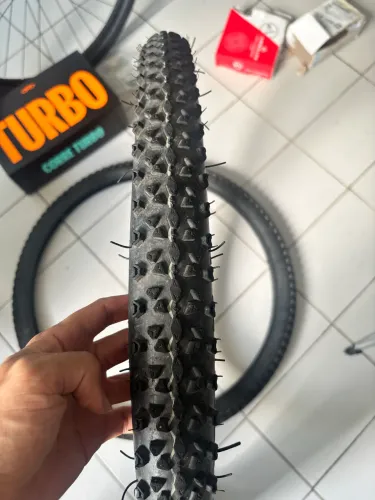 Par de pneus aro 29 mtb