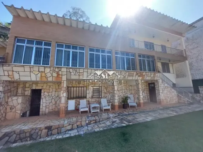 Casa- Petrópolis, Vila Militar