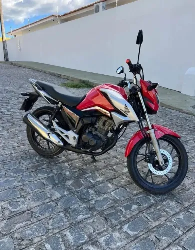 Titan 160