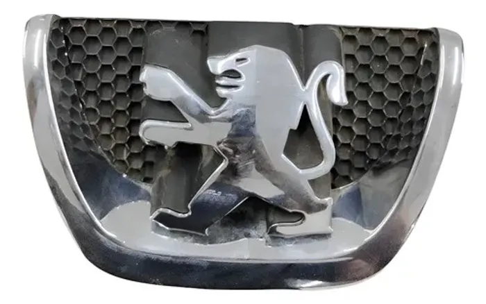 Emblema Parachoque Dianteiro Peugeot *7 Cromado
