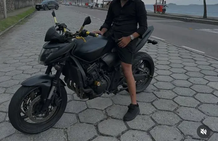 HORNET MUITO NOVA