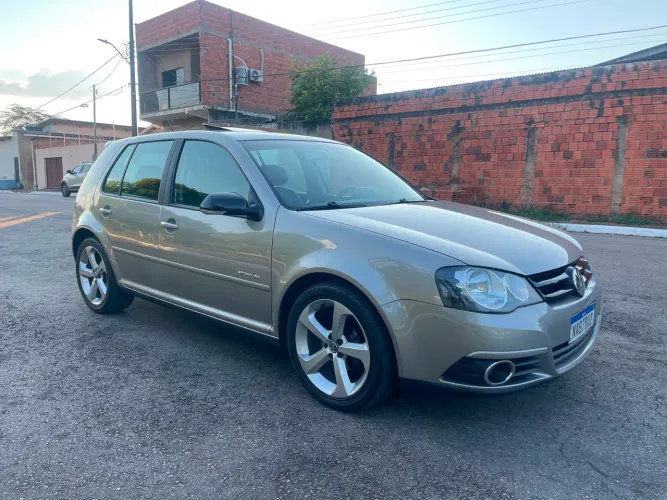 Volkswagen Golf Sportline 1.6 MI Total Flex 8V 4P 2011