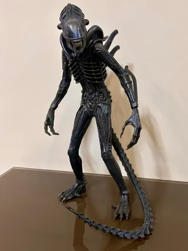 MMS354 Alien Warrior | Hot Toys Movie Masterpiece Series