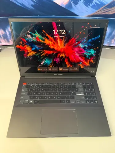 Notebook ASUS Vivobook Pro OLED i7 / 16GB / SSD 2TB ? Excelente Estado