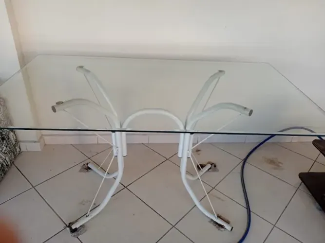 Mesa de vidro 4 lugares