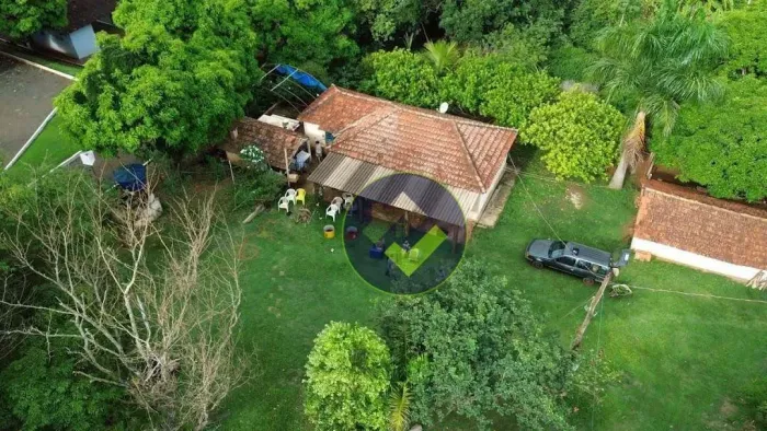 Chácara com 3 dormitórios à venda, 14000 m² por R$ 500.000,00 - Área Rural de Areiópolis -