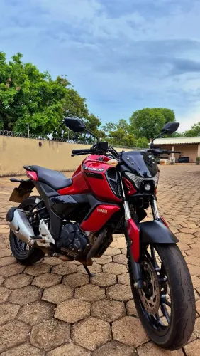 Moto Yamaha Fazer Fz15