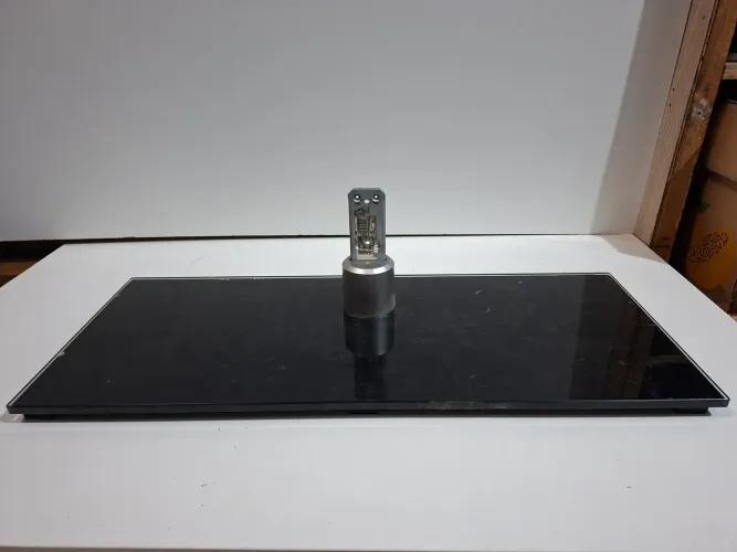 Base TV TCL 40L2400