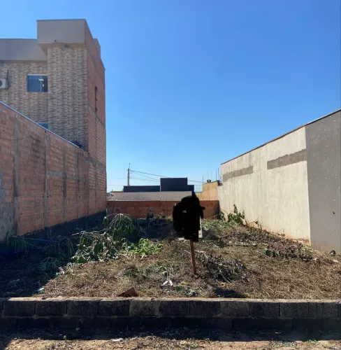 Oportunidade! Terreno plano em avenida próximo ao Cristo em Ribeirão Preto SP