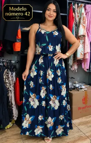 LOTE só de vestidos números variados