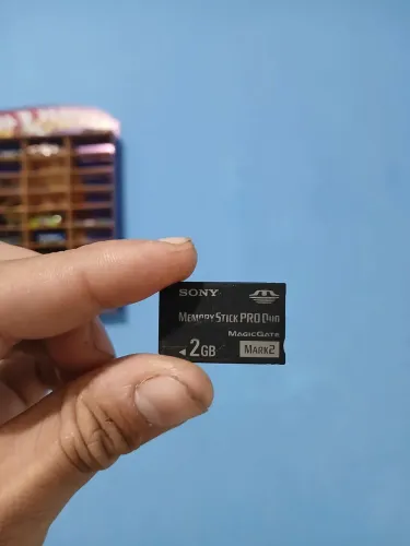 Cartão de memória memory stick pro duo sony 2 gb