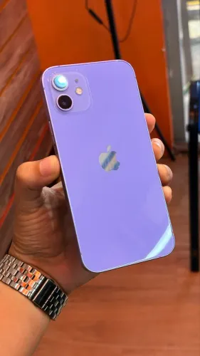 iPhone 12 - 64gb