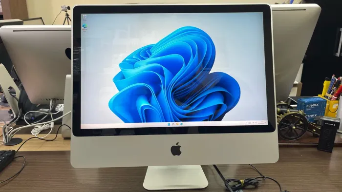 iMac 24 polegadas COM WINDOWS INSTALADO