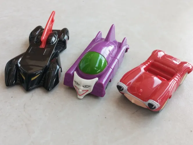 Miniaturas - Batman: The Brave and the Bold ($30 cada) 