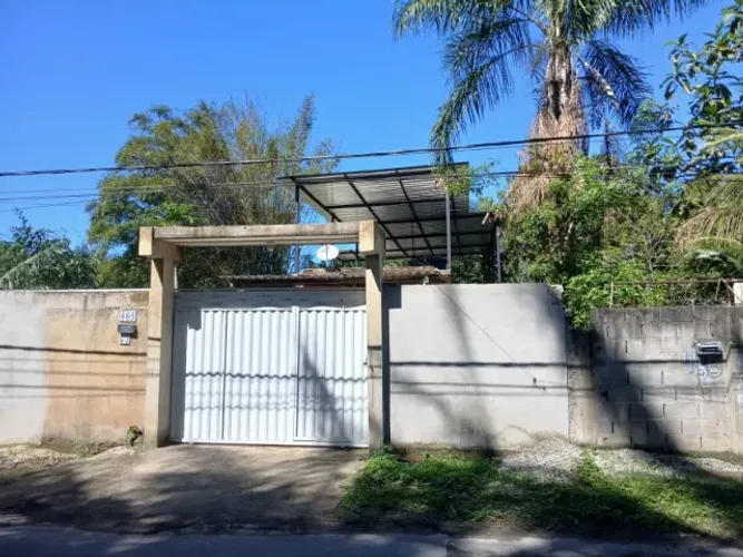 Casa Térrea e Terraço Coberto - Amplo Terreno de 300m² em Itaguaí ( Santa Cândida )