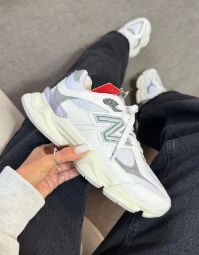 Tênis Feminino New balance 9060-Primeira linha