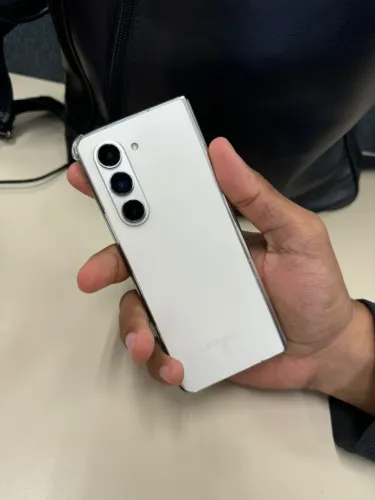 FOLD 5 512GB BRANCO