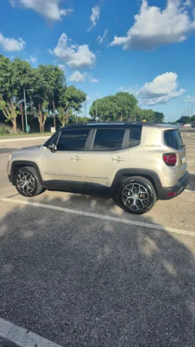 Jeep Renegade Sahara T270 1.3 TB 4X2 Flex AUT 2026