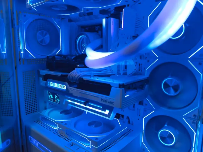 Intel Arc b580 Steel Legend