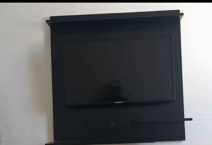 Painel com TV 32 não é smart