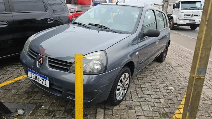 Renault Clio Hi-flex 1.0 16V 5P 2011