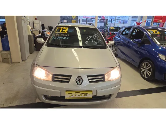 Renault Megane Grand Tour Dynamique 2.0 16V Mec. 2013