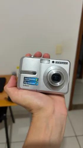 Câmera Digital Samsung S860 - Funcionando
