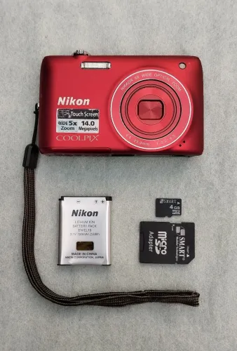 Câmera digital Nikon Coolpix S4100