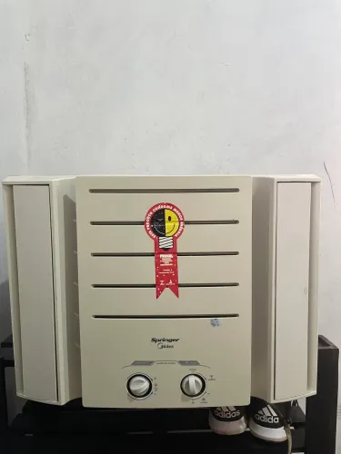 Ar-condicionado de janela Springer Midea