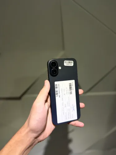 iPhone 16 Plus