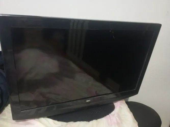 Tv AOC 