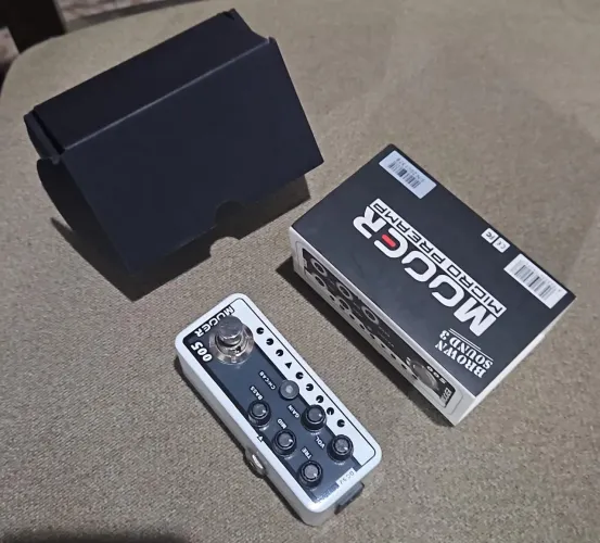 Mooer pre amp 005  
