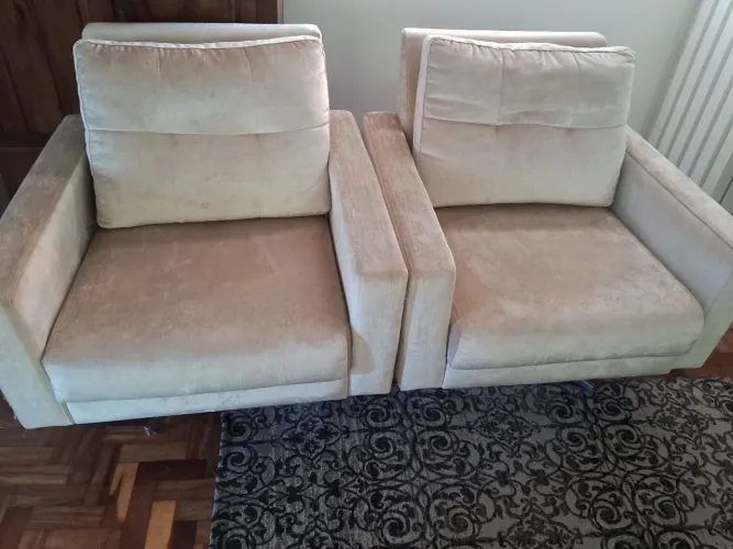 Vendo duas poltronas para sala
