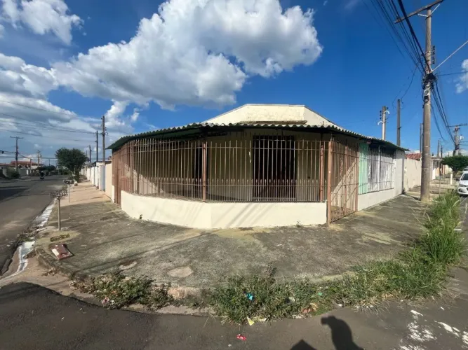 Salão comercial para locação no bairro Parque Residencial Rosamélia em Cosmópolis