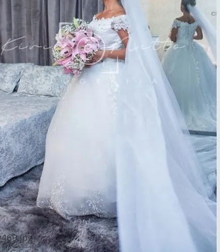 Vendo vestido de noiva de princesa