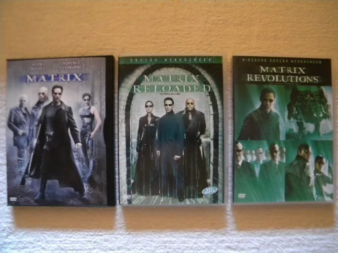 Dvds Matrix + Matrix Reloaded + Matrix Revolutions Originais (Keanu Reeves).