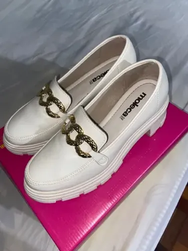 Sapato Moleca Off White número 37 - usado 1 vez, como novo!