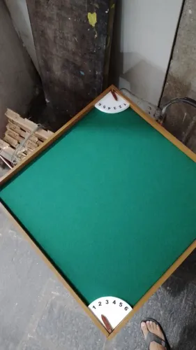 Tabuleiro 4 em 1 domino/cartas/xadrez e dama.