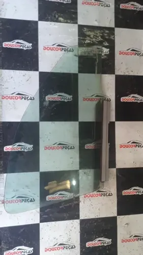 Vidro porta Dianteira Direita Chevrolet Corsa Classic