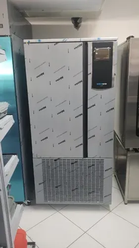 Ultra congelador de canecas Pratica Klimaquip - Alecs RJ