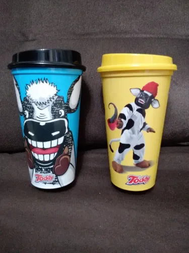 Copos colecionáveis Toddy 