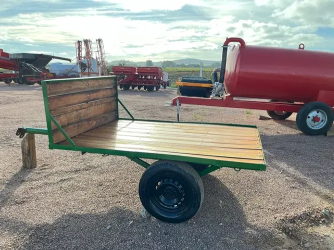 Reboque agrícola