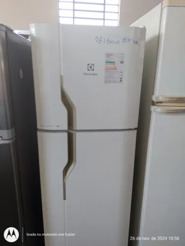REFRIGERADOR ELECTROLUX DF 35A 220V