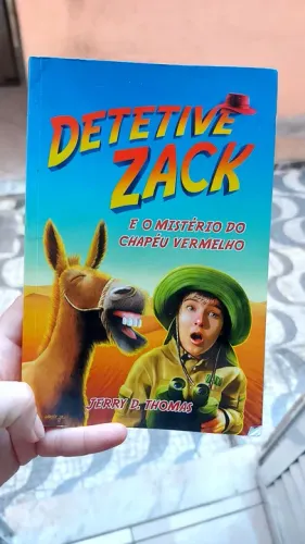 Detetive Zack - O Mistério do Chapéu Vermelho