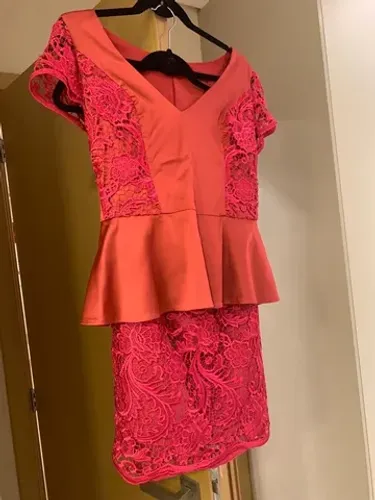 Conjunto saia e blusa Skazi
