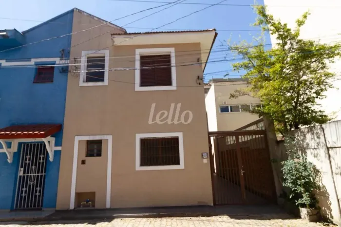 Casa 6 quartos para alugar no(a) Vila Clementino