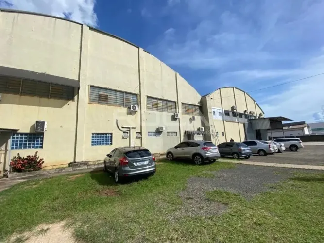 Locação de Comercial / Barracão/Galpão na cidade de São Carlos