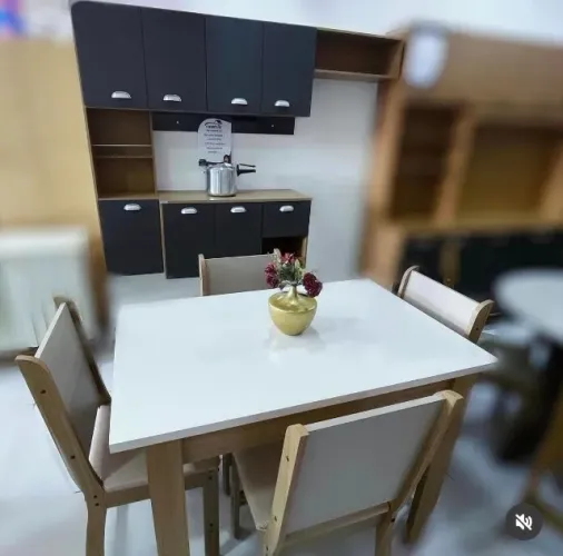 Mesa de Jantar Bellagio 108x68 Freijó Tampo Off 4 Cadeiras Clara Assento- Produto Novo