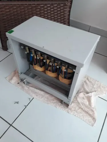 Autotransformador 5kVA trifásico 380V/220V